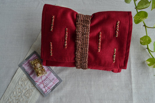 Gift Hamper for HER (Clutch Bag +Brooch)