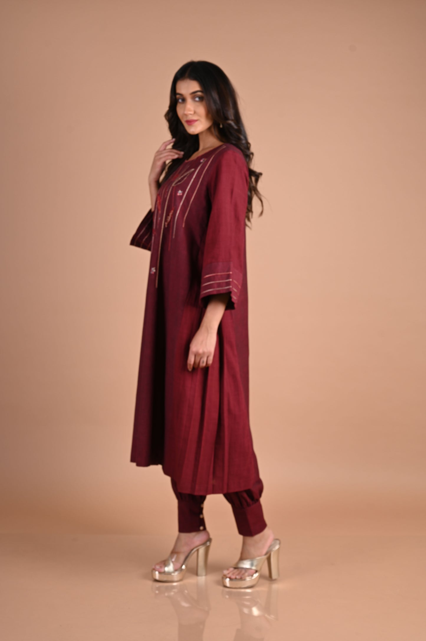 AAYAT Kurta Side Pleated Paneled