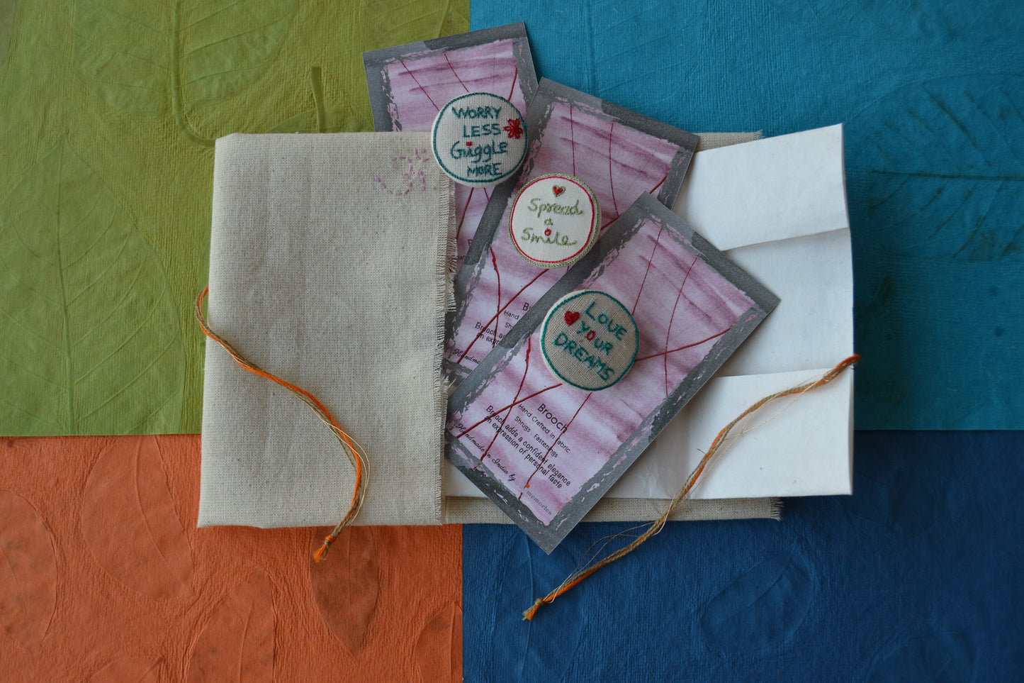 Cheer on Brooches : Set of 3
