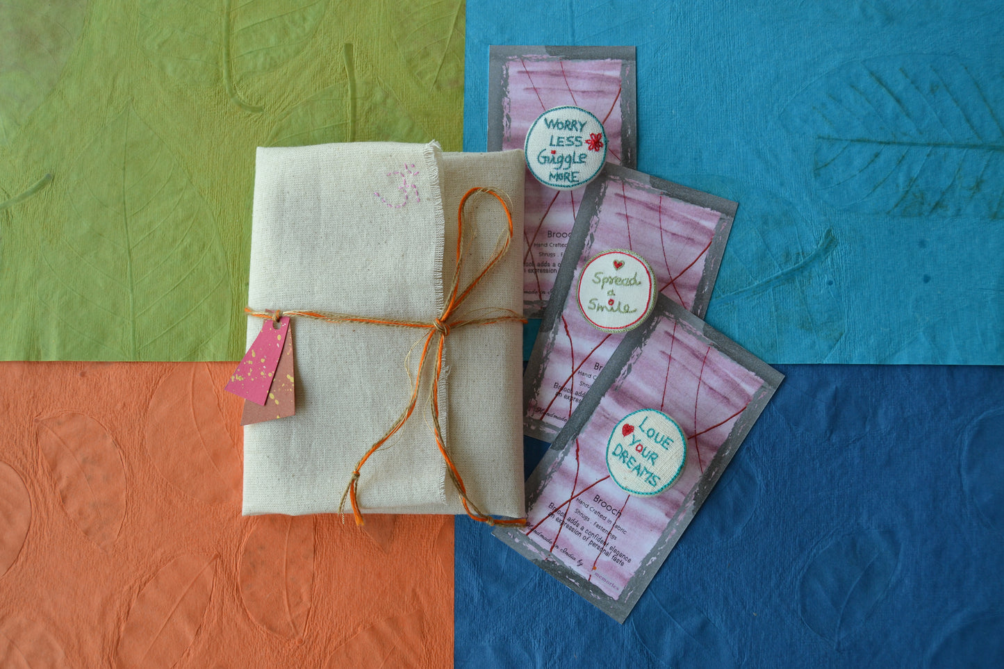 Cheer on Brooches : Set of 3
