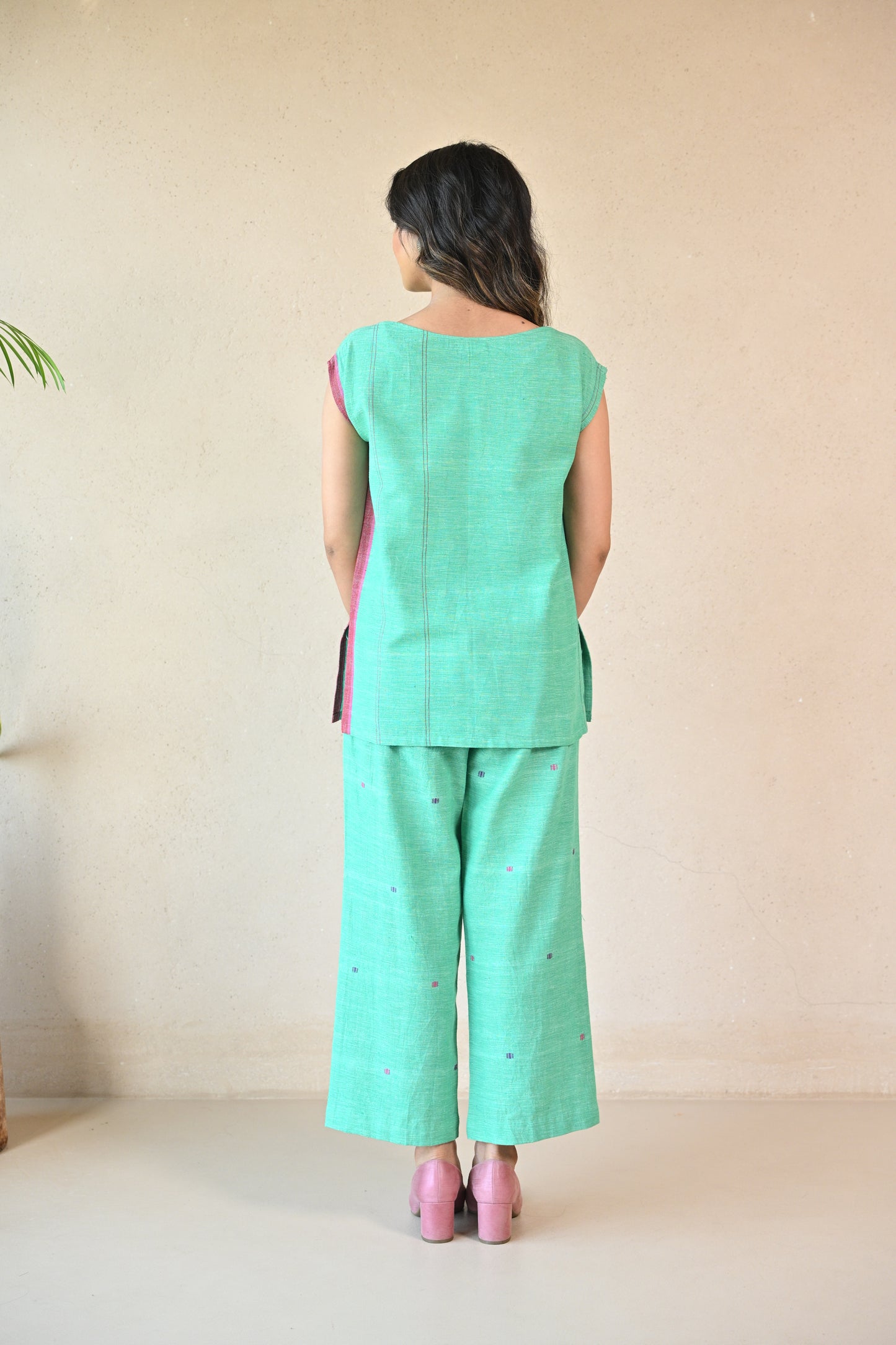 Tunic,Straight rounded neck