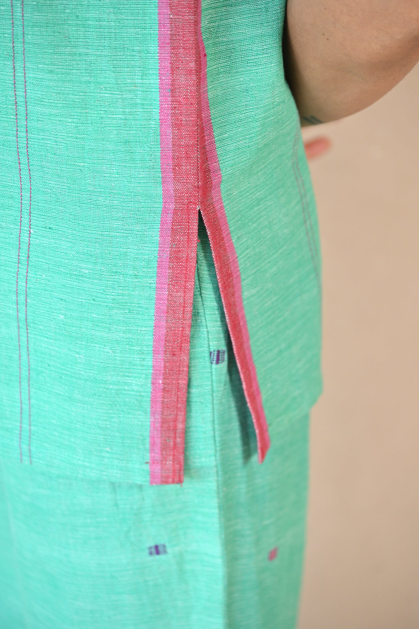 Tunic,Straight rounded neck