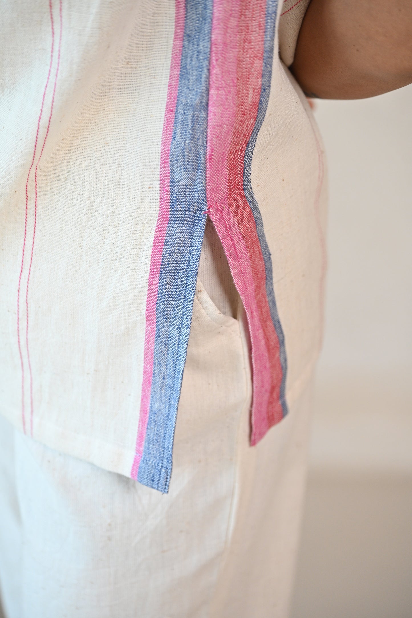 Tunic,Straight rounded neck