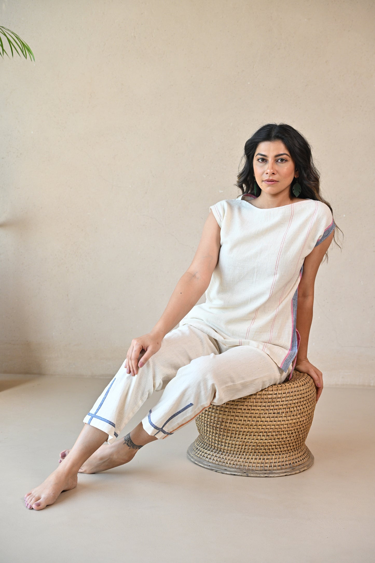 Tunic,Straight rounded neck