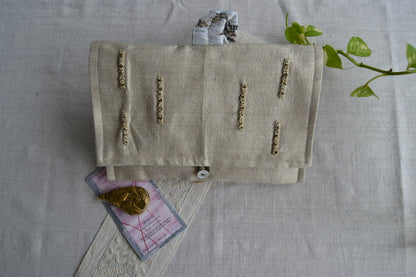 Gift Hamper for HER (Clutch Bag +Brooch)