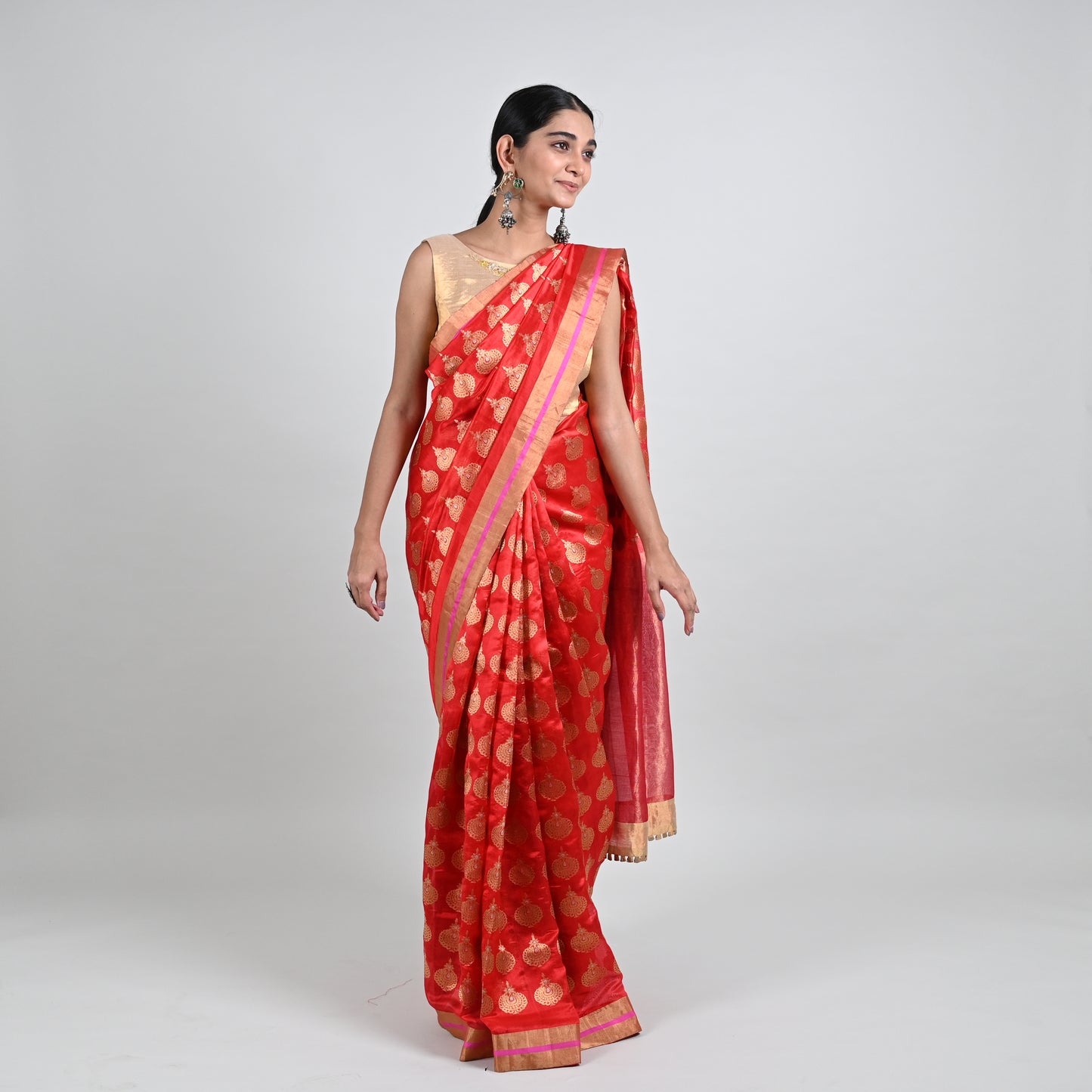 Umang Red Jhumka Butti Saree