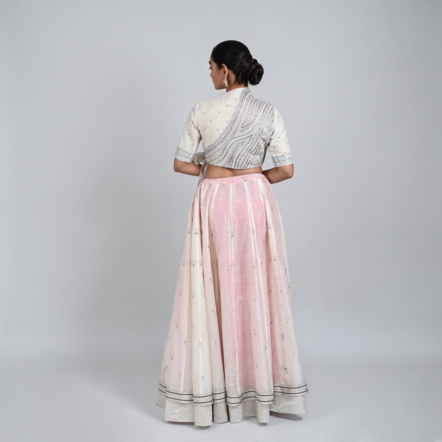 Rasiya Tika Butta Lehnga