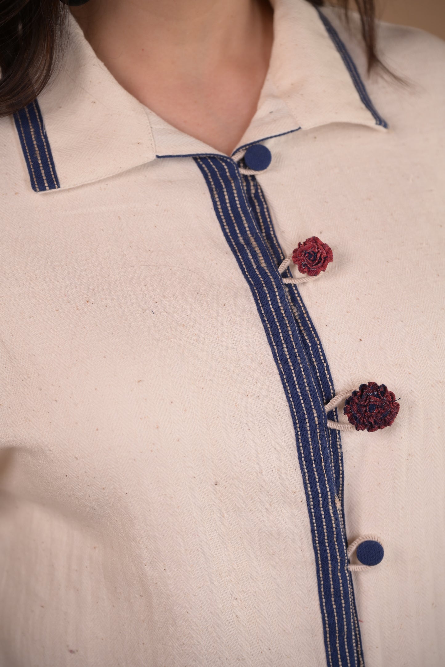 Jacket, Croped In Natural Tassar Enging