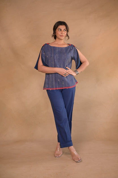 Tunic, with shoulder button detail in Tassar x Kala Cotton