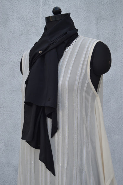 Silk & Crepe Silk Uneven Panelled Scarf