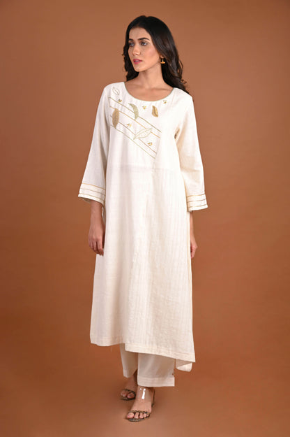 TARA Diagonal Assymetric Panel Kurta