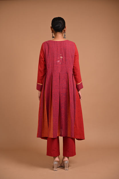 Ulhas Kurta Box Pleated With Embroidery