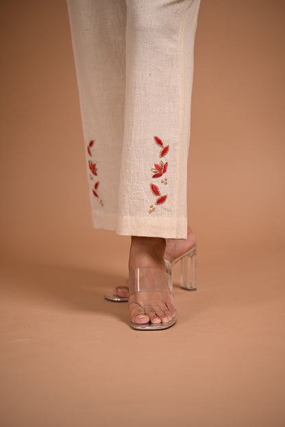 Pant Embroidered With Pocket