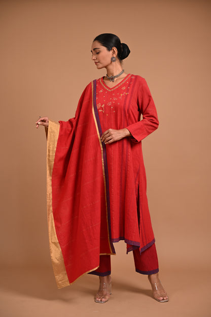 Dupatta Red Gold Lines & Gold Panel