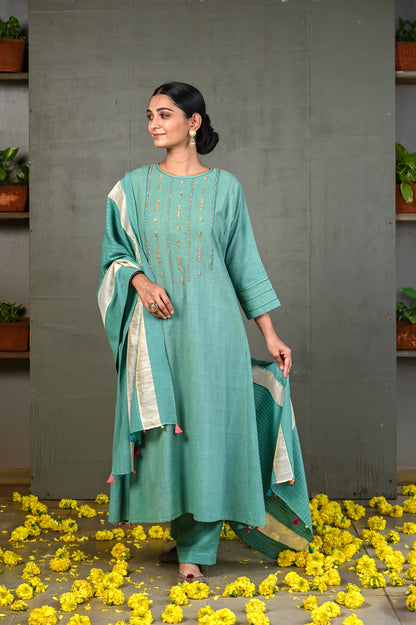 Uneven Panelled Dupatta