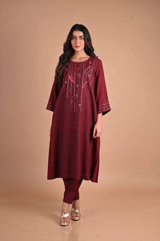 AAYAT Kurta Side Pleated Paneled