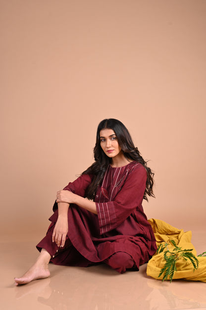 AAYAT Kurta Side Pleated Paneled