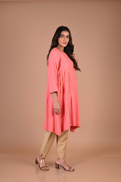 Noile Silk Kurta with pita hand embroidery