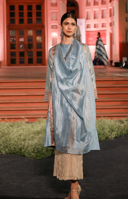 Bansri Kalidar Cowl Style front panel Kurta